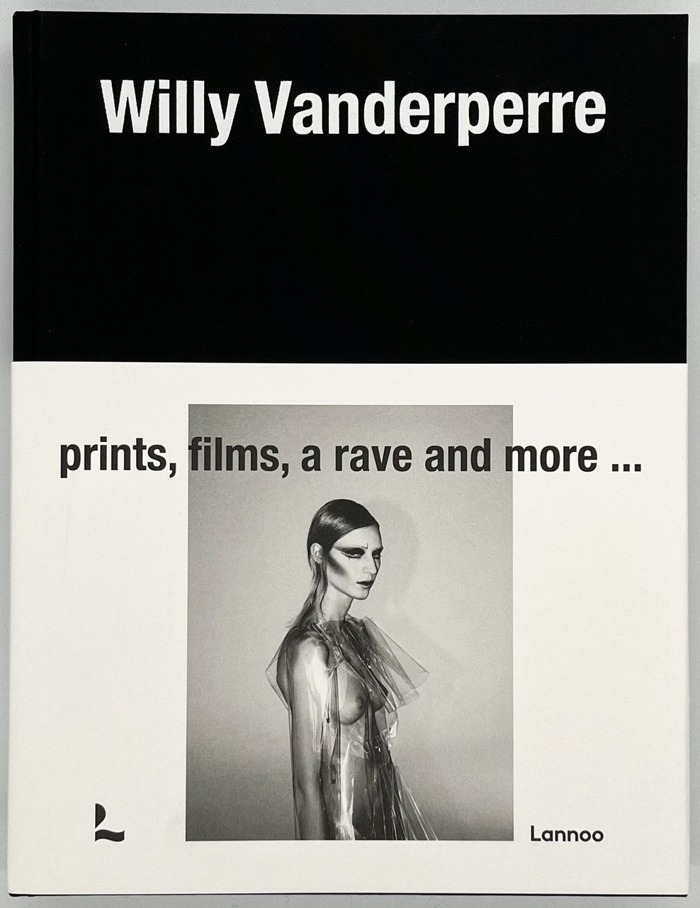洋書 Willy Vanderperre /prints, films, a rave WILLY VANDERPERRE: PRINTS, FILMS, A RAVE AND MORE / Willy